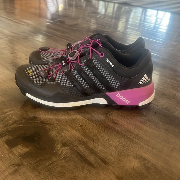 Adidas Boost Terrex 280 Women’s Size 8 - Picture 2 of 5